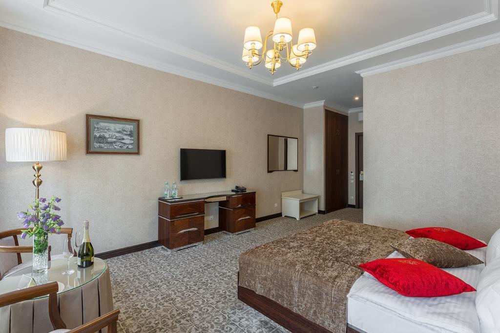 De Volan Boutique Hotel Odessa Exteriör bild